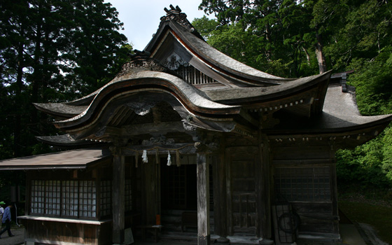 下山神社