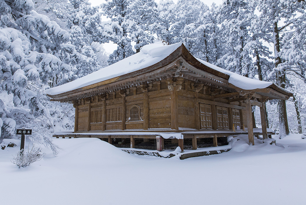 雪の阿弥陀堂