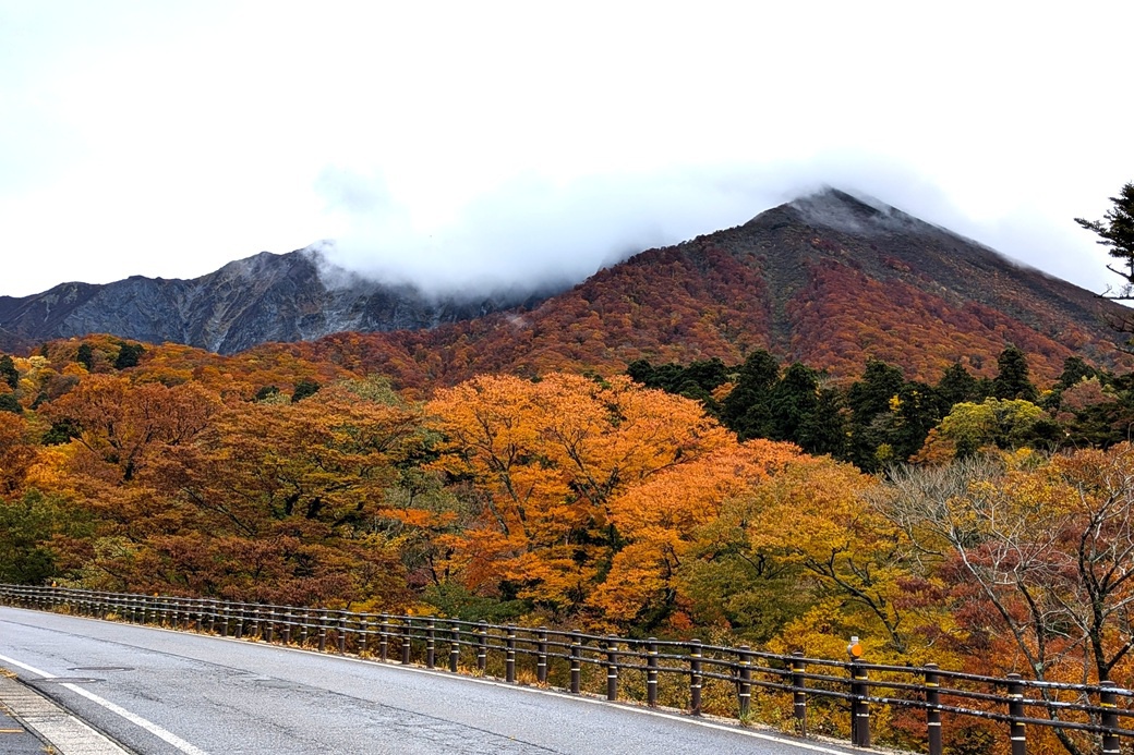 PXL_20251109_大山.jpg